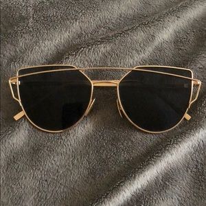 Black and gold glasses -used